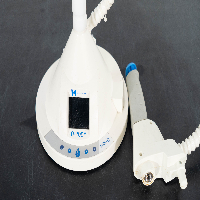 Millipore Q-Pod Lab Water Dispenser image 2